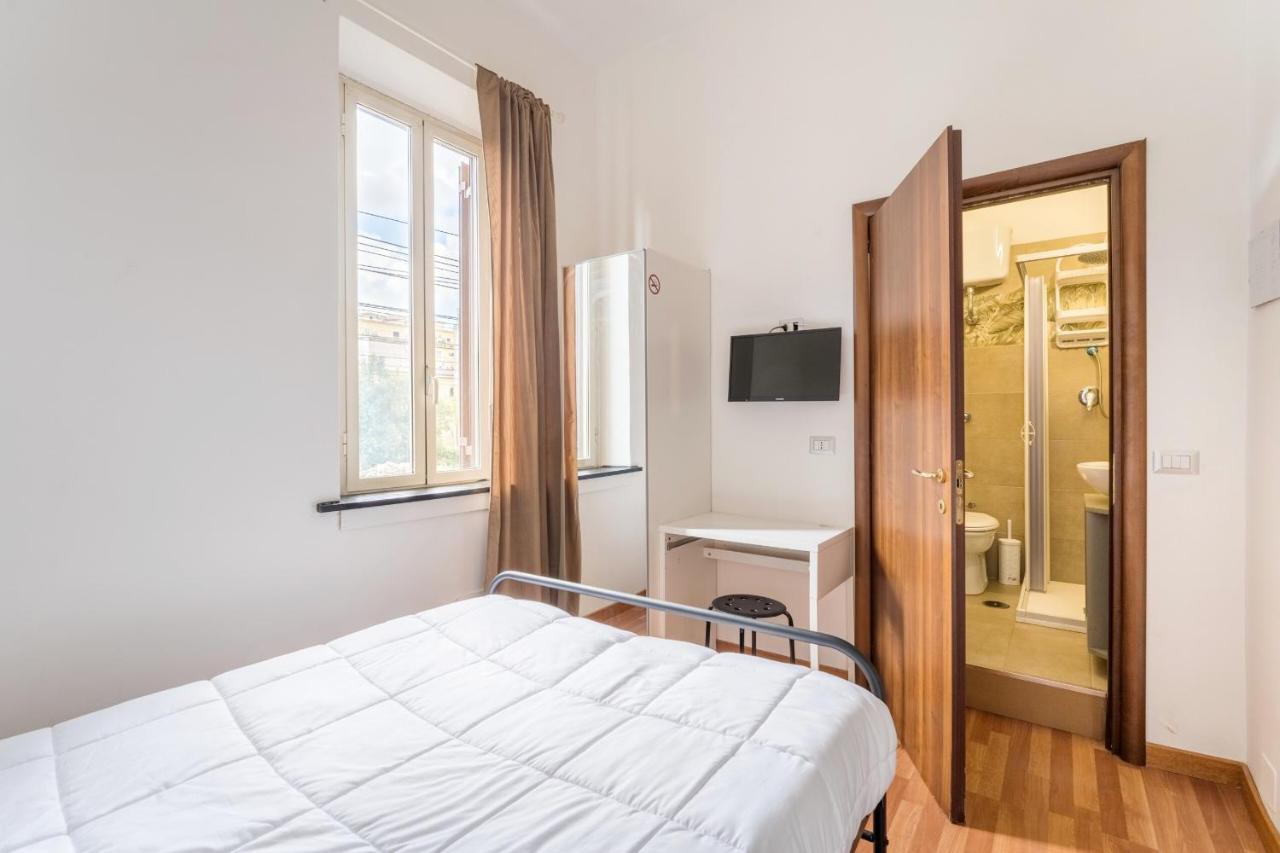 Rooms Piramide Rzym Zewnętrze zdjęcie