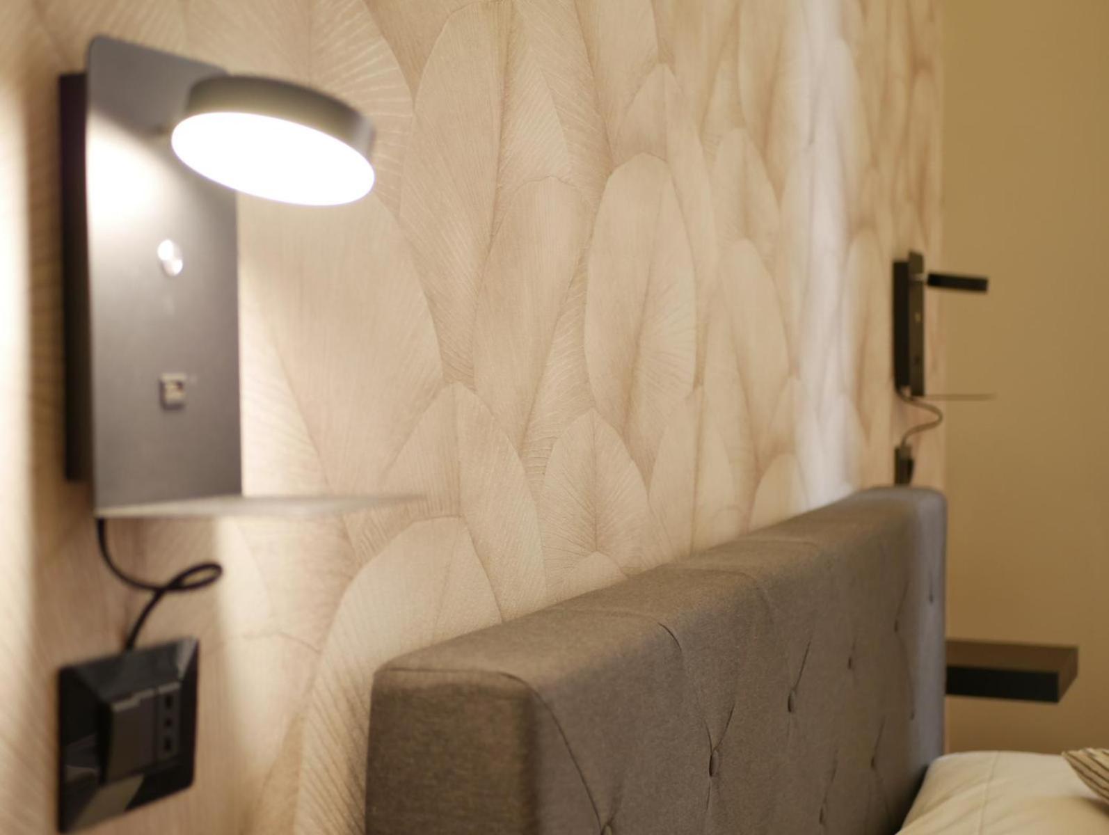 Rooms Piramide Rzym Zewnętrze zdjęcie
